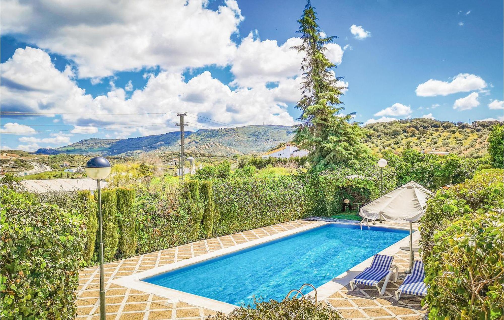 Pet Friendly Home In Olvera With Kitchen Extérieur photo